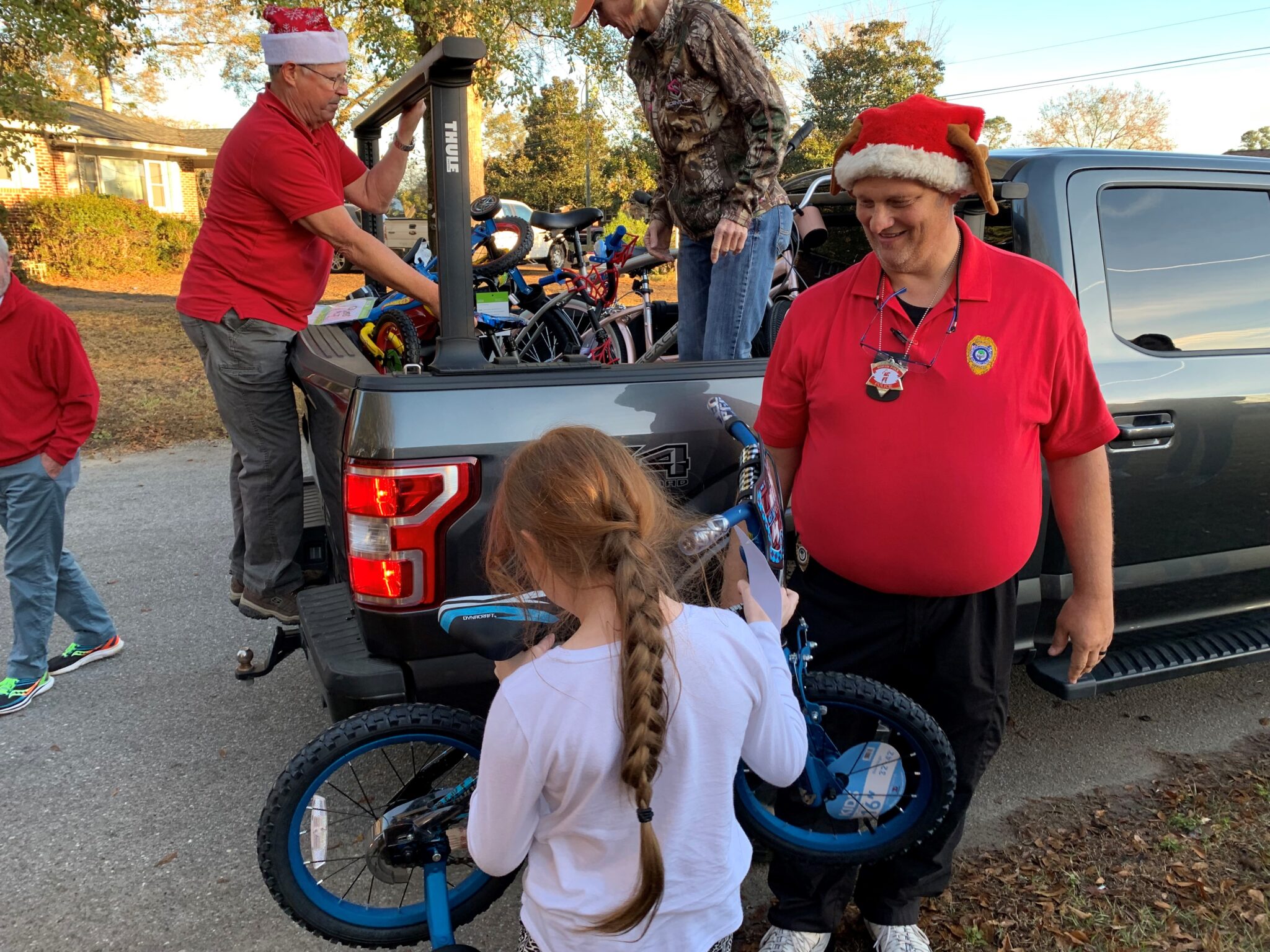 NCPD helps deliver toys for Toys for Tots program City of North